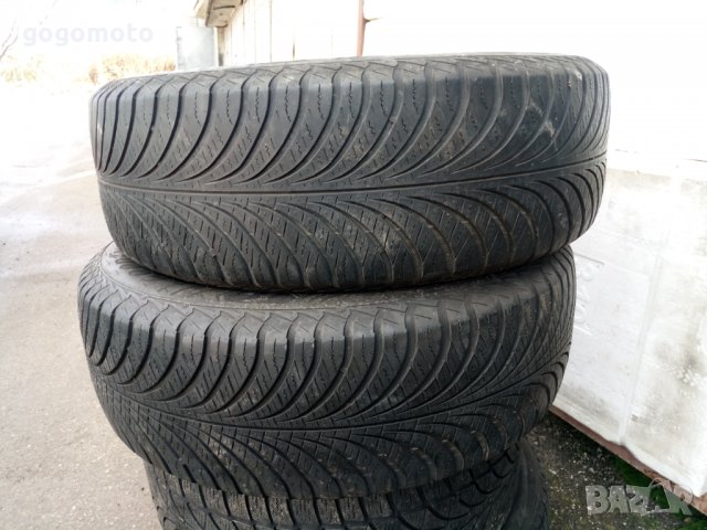 всесезонни SUV гуми  РУСЕ , GOOD YEAR  225/65R17  Vector 4Seasons, снимка 1 - Гуми и джанти - 25093076