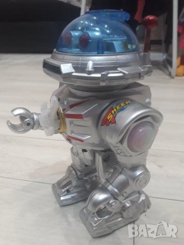 Детско интерактовно роботче вървящо светещо узвучено, снимка 4 - Електрически играчки - 24456420