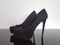 Черни обувки Bershka 39 номер, снимка 1 - Дамски обувки на ток - 18610530