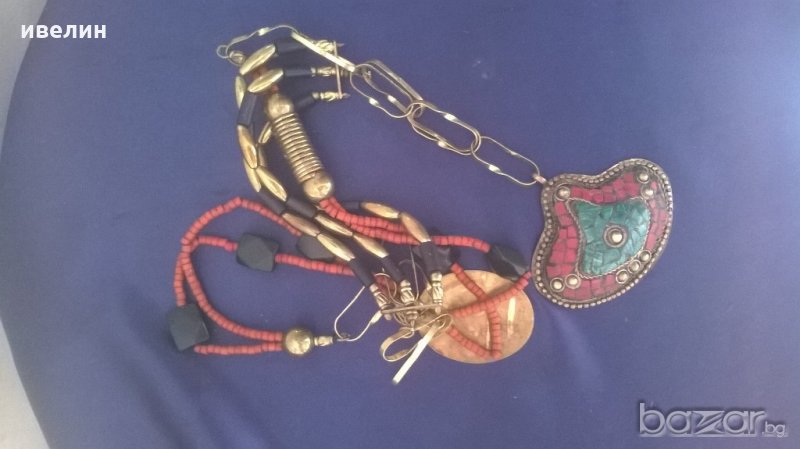 старо колие с медальон, снимка 1