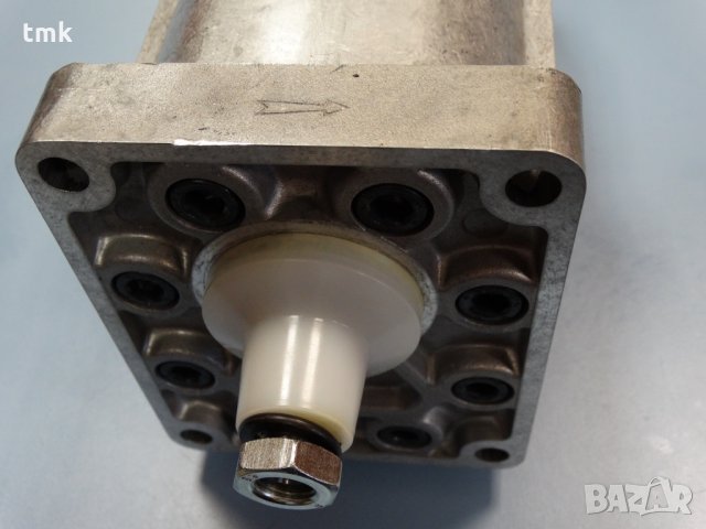 Хидравлична помпа MAZZOCHI BOLOGNA, снимка 9 - Водни помпи - 25834283