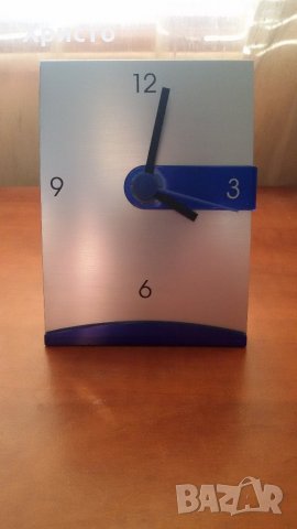 часовник за бюро Германия дизайнерски супер качествен в подаръчна кутия, снимка 1 - Органайзери - 22704027