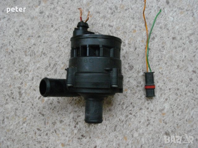 0392023004 Bosch  DENSO 4347381 M91 mercedes webasto eberspacher  водна помпа , снимка 1