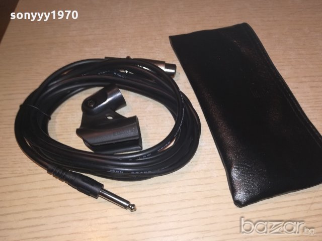 shure-30лв-кожен калъф+45лв-кабел+20лв-стоика за микрофон, снимка 2 - Микрофони - 20484578