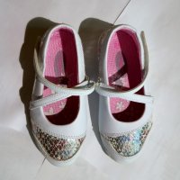 Детски бели обувки, № 26, снимка 7 - Бебешки обувки - 26121385