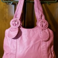 Дам.чанта-/изк.кожа/-"Mick Gwend"-Paris-перлено-розова. Закупена от Италия., снимка 2 - Чанти - 22422505