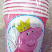 Пепа Пиг peppa pig pepa с корона 10 бр картонени чаши парти рожден ден, снимка 1 - Чаши - 22109443