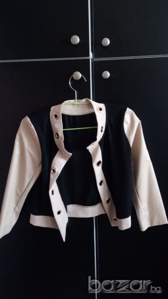 Ново късо светло бежово сакенце, снимка 1