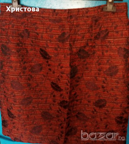 Къса елегантна пола от ефектен релефен плат-с елементи на букле и сатен., снимка 3 - Поли - 14229430