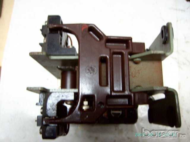 Трифазен контактор 100А с бобина на 220 волта, снимка 13 - Ключове, контакти, щепсели - 13264815