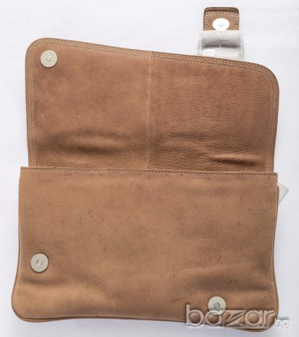 Естествена кожа, дамска чанта в цвят камел марка Pia Ries, снимка 6 - Чанти - 16926598