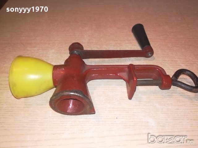 метална мелачка за орехи или пипер и др-25х18х5см, снимка 3 - Месомелачки - 20355231
