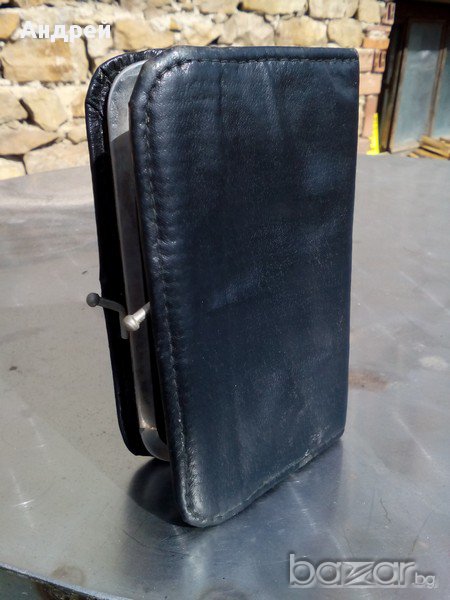 Старо кожено портмоне, снимка 1