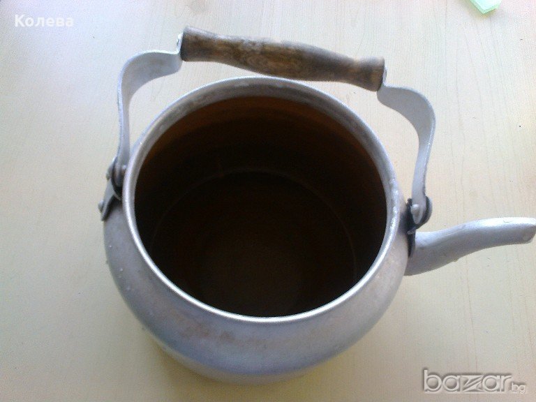 Стар алуминиев чайник, снимка 1