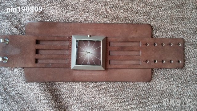 Часовник Axcent, снимка 3 - Дамски - 22139662