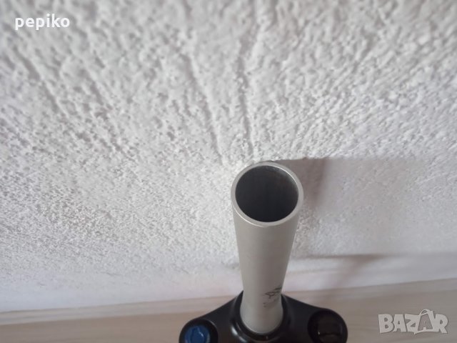 Продавам колела внос от Германия магнезиева вилка SR SUNTFUR XCR 32-29 цола диск 160мм., снимка 4 - Части за велосипеди - 24409045