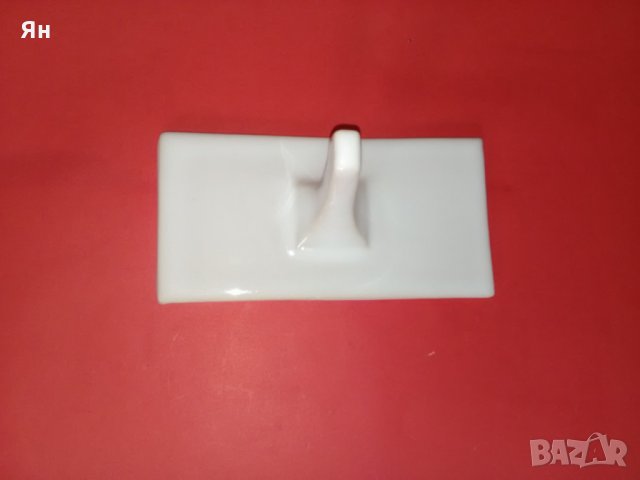 Стара Бяла Порцеланова Кукичка-15см/7.5см