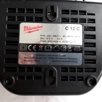 Milwaukee - зарядно за акумулаторни батерии Li-On, снимка 6 - Други инструменти - 20516893