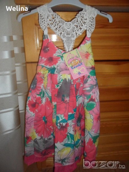 нова рокля, р-р 104 см., снимка 1