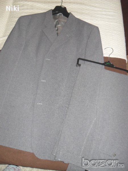 Мъжки костюм Бенетон светло сив, снимка 1
