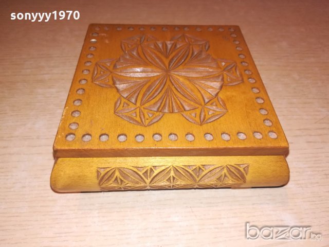 ретро дървена кутия с дърворезба-15х15х7см-внос швеицария, снимка 6 - Колекции - 20121652
