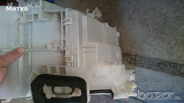 Радиатор парно за Toyota Urban Cruiser 1,33i, снимка 7 - Части - 20614165