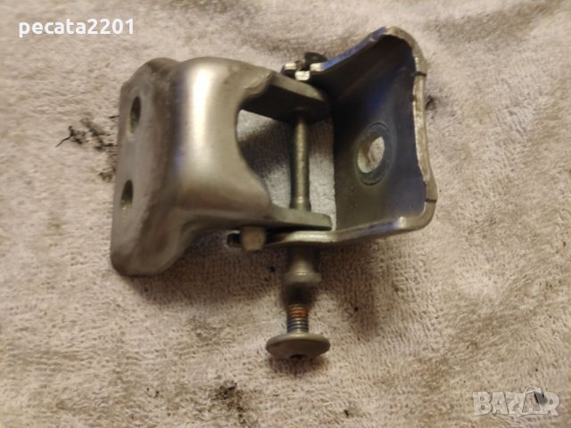 Продавам - оригинална панта горна лява за Пежо/Ситроен, снимка 2 - Части - 25749884