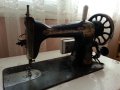 Шевна машина Сингер с маса, снимка 3