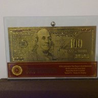 Сувенирни банкноти 100 златни долара в стъклена поставка и масивно дърво + Сертификат, снимка 4 - Подаръци за рожден ден - 8641302
