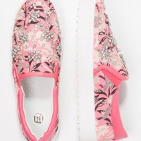 RIVER ISLAND SNEAKERS – нови флорални с камъни, снимка 3 - Дамски ежедневни обувки - 22671417