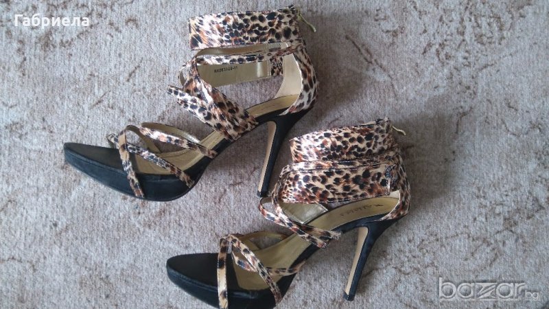 Сандали в тигров принт, снимка 1
