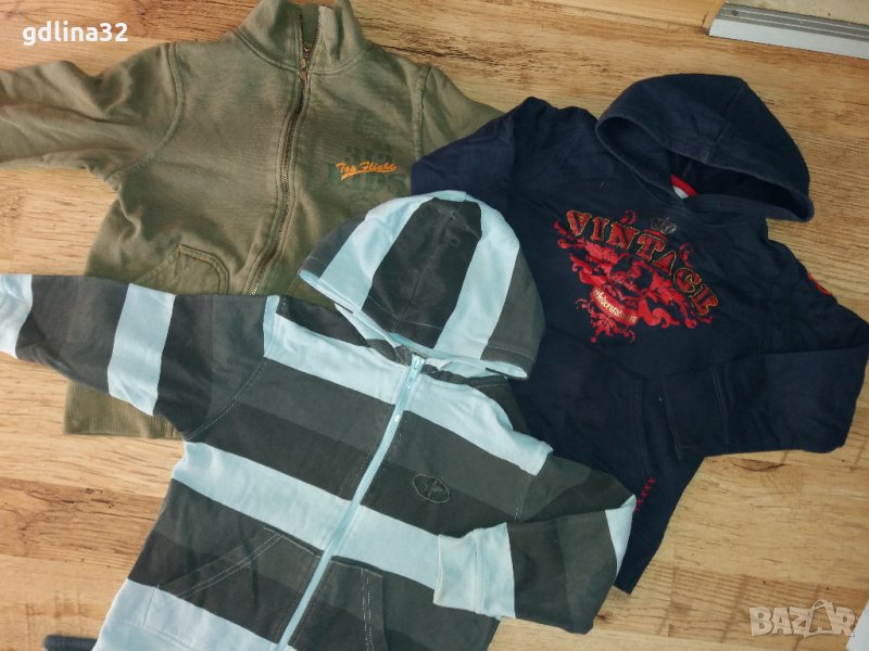 Два суичера с подарък още един - р 116, снимка 1