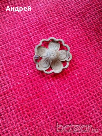 Старинна брошка, снимка 4 - Антикварни и старинни предмети - 17274215