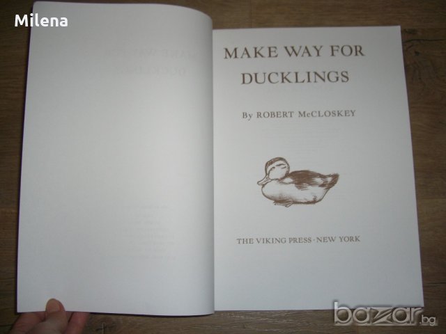 Английска книжка Make way for ducklings, снимка 3 - Детски книжки - 20852998