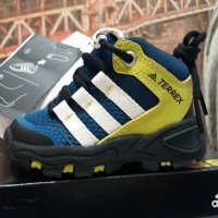 Adidas TERREX детски обувки номер: 17, снимка 2 - Детски маратонки - 23564819