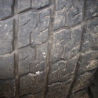 гуми бус 15'и 16'-еденички, снимка 1 - Гуми и джанти - 25408257