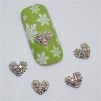 сърце с много диамантени камъчета с камъчета бижу за нокти декорация украса за маникюр, снимка 1 - Продукти за маникюр - 18845064