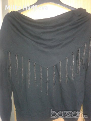 ватирана черна блуза, снимка 2 - Блузи с дълъг ръкав и пуловери - 15746439