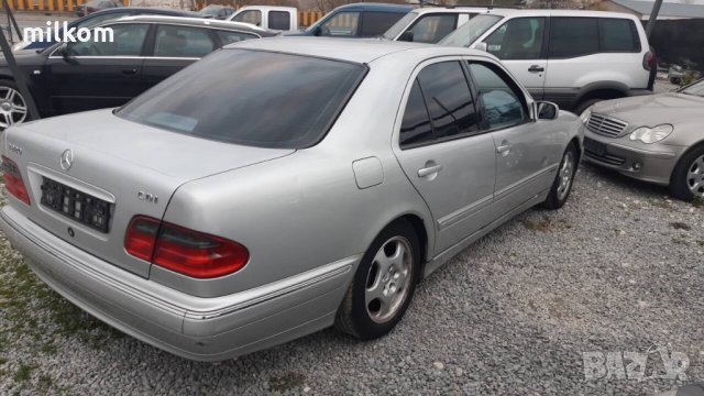 Е 220 w210 На Части Mercedes E class E 220 Мерцедес Е класа ОМ611 Фейслифт, снимка 2 - Автомобили и джипове - 23364673