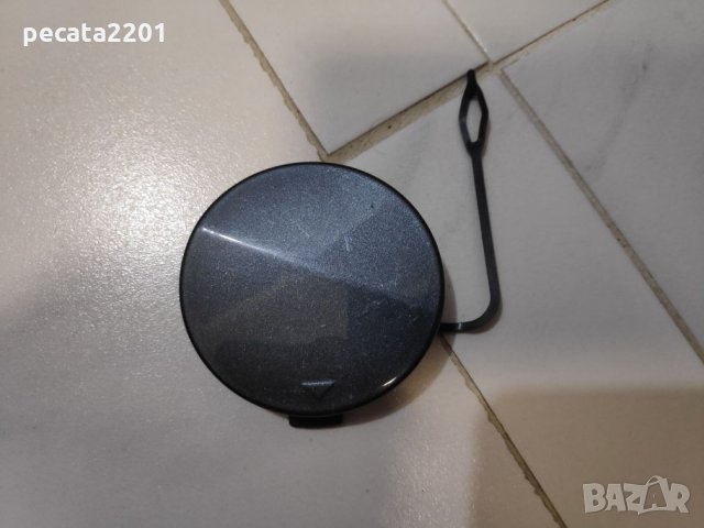 Продавам - оригинално капаче теглич за предна броня на БМВ 4