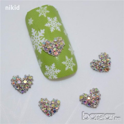 сърце с много диамантени камъчета с камъчета бижу за нокти декорация украса за маникюр