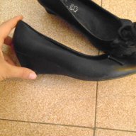 Елегантни черни обувки на ниска платформа, снимка 2 - Дамски обувки на ток - 15255381