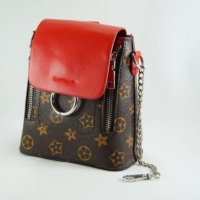 Чанта раница в стил Louis Vuitton , снимка 5 - Чанти - 24355743