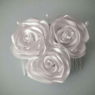 Украса за коса - гребенче с рози, снимка 3 - Аксесоари за коса - 15899511