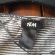 H&M тениска , снимка 2 - Тениски - 12563128