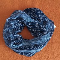 Нов дамски шал кръг, подарък още един, снимка 1 - Шапки - 24762913