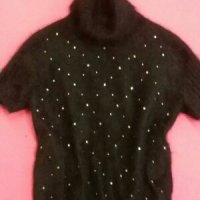 Черна блуза поло от ангора , снимка 2 - Блузи с дълъг ръкав и пуловери - 23210299