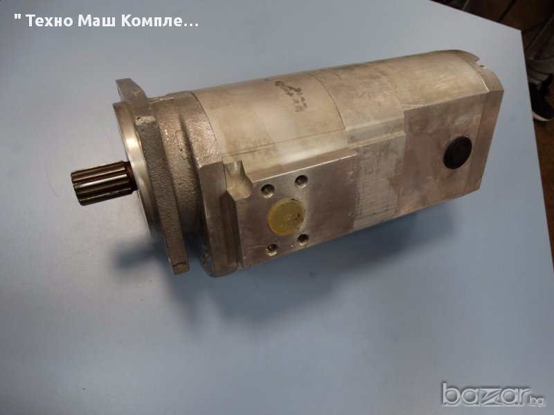 Хидравлична помпа за фадрома L33, снимка 1