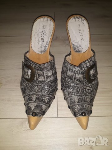 Елегантни дамски кожени чехли с ток марка Daris - имитация на сабо , с тънък железен ток, снимка 3 - Дамски обувки на ток - 23793783