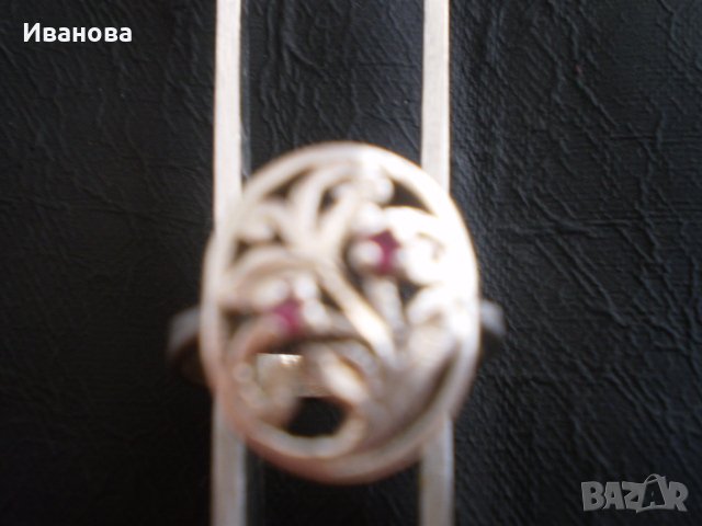 Стар сребърен пръстен с рубини